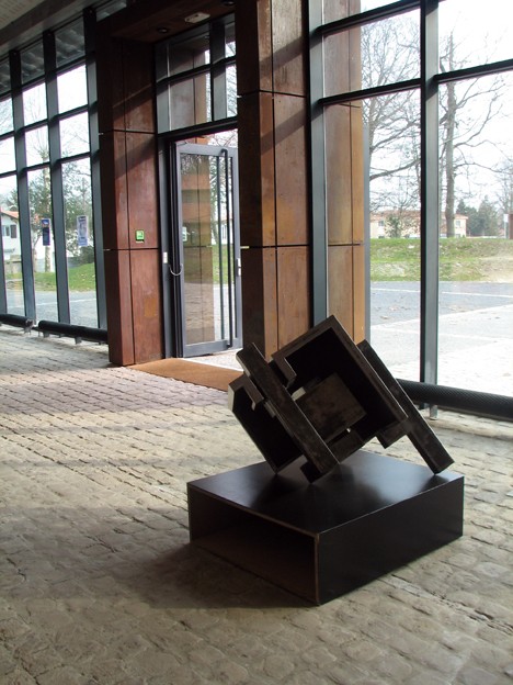 sculpture